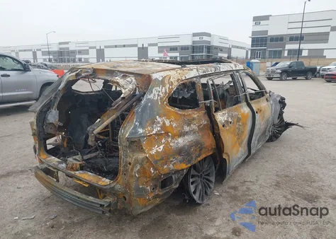 2022 Toyota Highlander Platinum z USA, uszkodzony, nr VIN 5TDFZRBH7NS190553